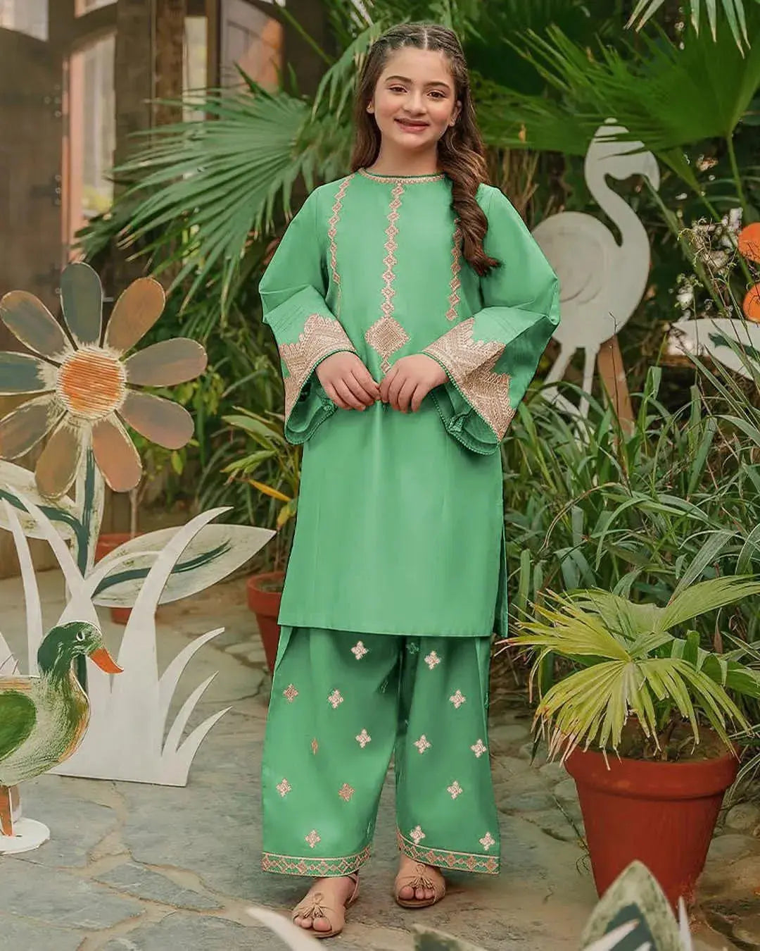Green Embroidered Girl's Kurta Shalwar Suit 2Pcs Trend Trovs
